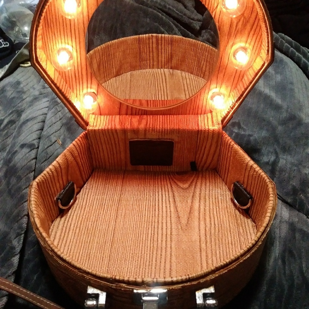 Coach makeup/train hat/case with lights
